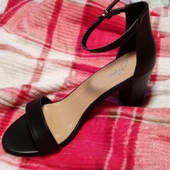 NWOT J. Adams Elaine size 10 with 3.5"heel  black leather Upper - Picture 9 of 12